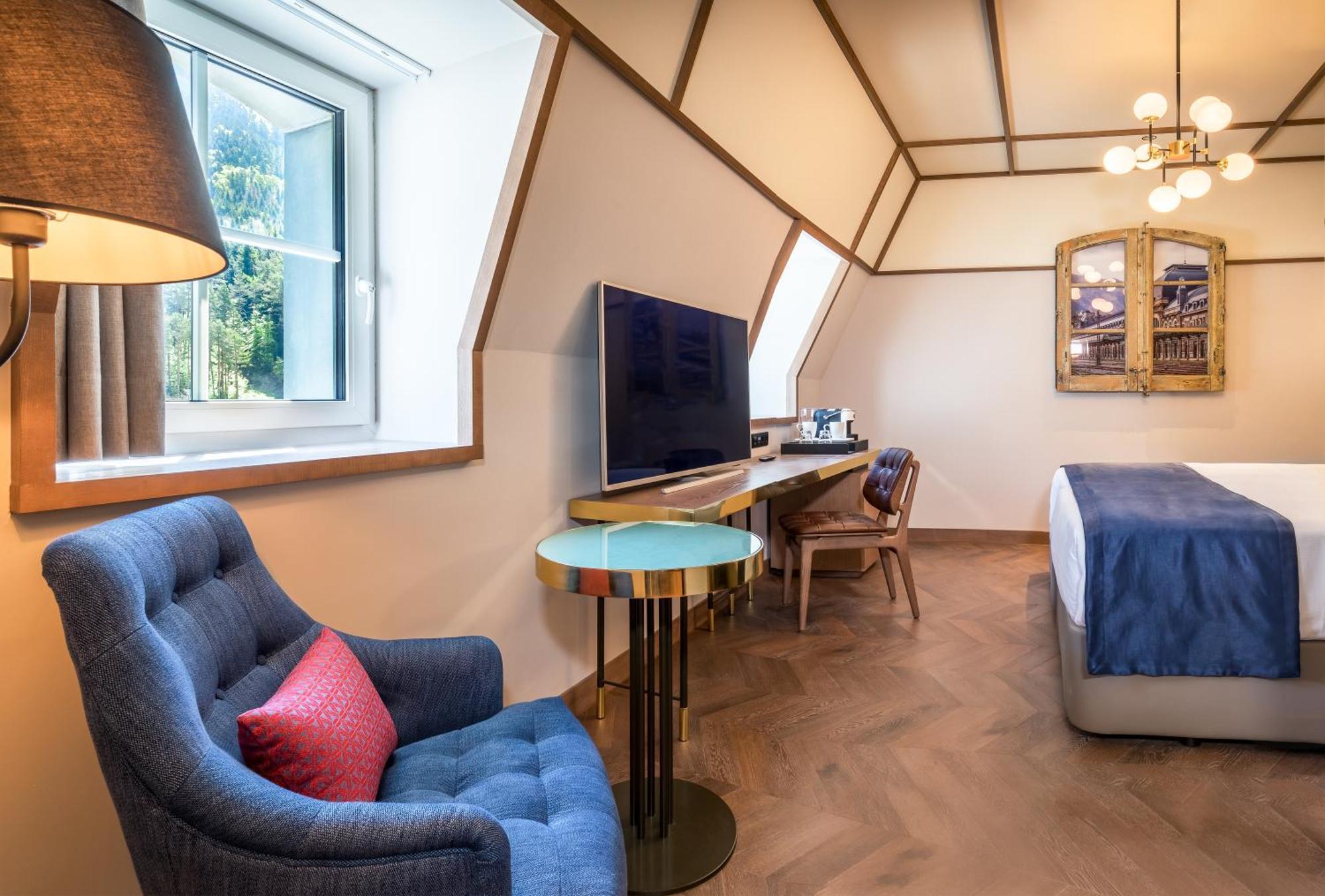 Canfranc Estacion, A Royal Hideaway Hotel - Gran Lujo Exterior photo Deluxe Room